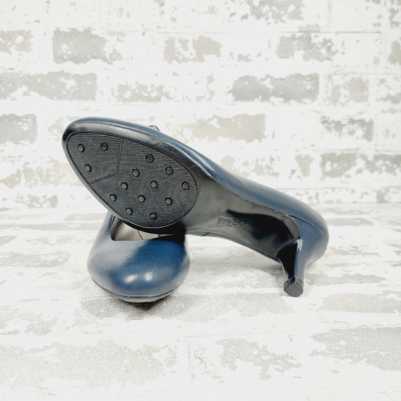 NEW Life Stride Parigi Navy Leather Slip On Heeled Pumps B593 - Picture 9 of 12